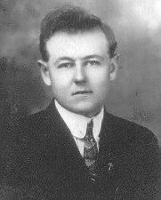 ... at the age of two with his parents, Ferdinand and Agnes nee SCHNECK, an older brother Herman, and Agnes&#39; widowed mother, Maria Magdalena THOMAS SCHNECK. - adolph2