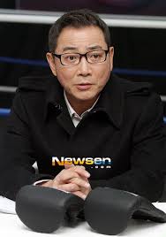 Share Lee Bong-won&#39;s picture http://www.hancinema.net/korean_Lee_Bong-won-picture_334334.html http://www.hancinema.net/photos/posterphoto334334.jpg - fullsizephoto334334