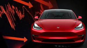 Tesla ‘se queda sin carga’: Pierde título como mayor vendedor de autos eléctricos frente a BYD