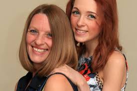 ... a school worker who helped save her daughter&#39;s life for our community champion award. Lauren Knox, 18, of Fenham , pictured with her mother Denise Raine - JS26368248-6090367