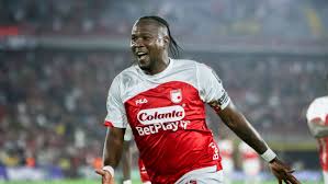 Ovación por triplete de Rodallega: 