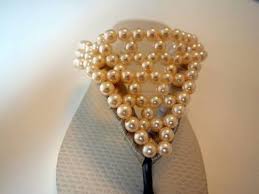 Resultado de imagem para havaianas com perola