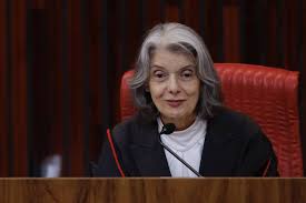 Brasília Hoje: Se uma mulher chegasse agora ao Supremo, levaria 18 anos para presidir o TSE, diz Cármen Lúcia