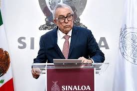 Reaparece Rocha, lo interrogan y se va