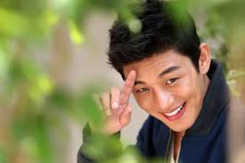 Hasil gambar untuk biodata lee ki woo