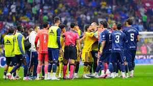Pelea en el Clásico Joven: América se va a los golpes contra Cruz Azul