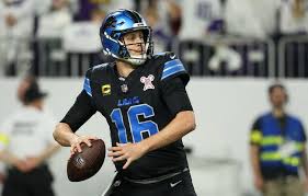 Week 1 NFL Weekend Cheatsheet: Injuries, Picks, DFS, Props, Updated Fantasy Football Rankings