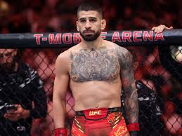 Topuria rips Makhachev: 'Most boring thing in this game'