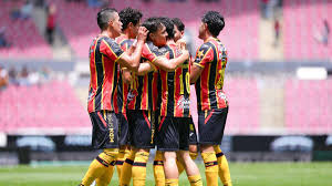 'Ni un peso': Presidente de Leones Negros lanza dardo al Atlante y rechaza que vayan a pagar por ascender