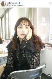 佐田真由美、タイトなスカートあわせ...色気ダダ漏れ 爆イケなサングラス姿「カッコイイ！！」神スタイル炸裂