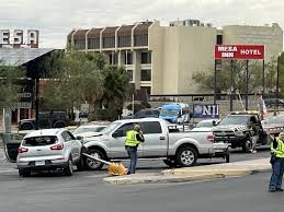 One person in serious condition after multi-vehicle crash in West El Paso, EPPD investigates