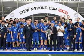 President Presents Trophy to Uzbekistan’s National Team — Winners of the CAFA Nations Cup