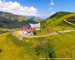 Image of Lopo Hotel International Samosir