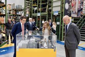 Il presidente del Consiglio Giorgia Meloni in visita alla Sambonet Paderno Industrie