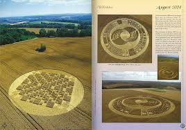 Crop Circle Year Book 2004 (Collectors) - Temporary Temples
