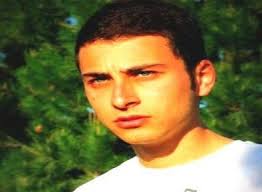 Antalya&#39;da, asker uğurlama konvoyunda meydana gelen kazada, 21 yaşındaki Abdullah Genç hayatını kaybetti. 09 Mayıs 2013 Perşembe 09:21 - arkadasi_askere_o_olume_gitti_h2819
