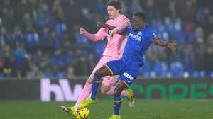 En el contexto de Djené