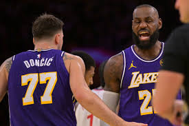 LeBron James Sends Blunt Response When Asked About How to Guard the Lakers