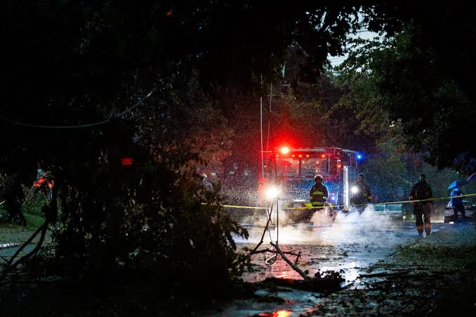 Damaging storms blast southern Ontario causing flooding and power outages in Toronto; tens of thousands still without power as of early Thursday