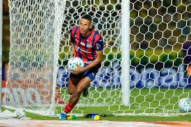 Luciano Juba chega a 50 gols na carreira, retoma veia artilheira e assume protagonismo no Bahia