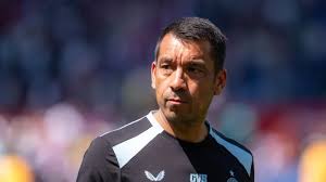 Van Bronckhorst: 'Ik ben benieuwd hoe de jongens vandaag aan de start komen'