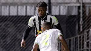 Artilheiro português renova com clube mineiro até 2028