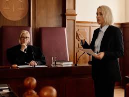 Lovitură pentru judecătorii CCR care amână tăierea pensiilor speciale cu 7.500 lei. „Le luăm din salariu”