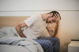 Sleep Deprivation Linked to Higher Risk of Arterial Blockage in Legs