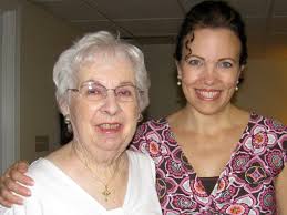I want you to meet <b>Lois Jackson</b>, Darby&#39;s great-grandma. Isn&#39;t she cute? - 6a0115713bfd13970b0133f33bcbe2970b-pi