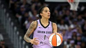 Gabby Williams has Oakland roots, a great defensive game — and a spine