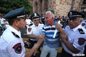 Картинки по запросу ոտքի հայաստան