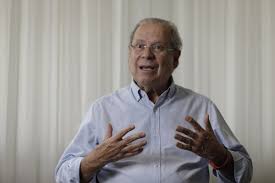José Dirceu anuncia fim do tratamento contra linfoma e celebra remissão da doença
