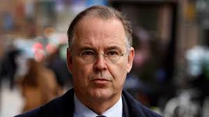 Anders Borg sparar 60 procent av lönen