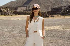 Jessica Alba Finds Healing in Mexico City Amid Cash Warren Divorce