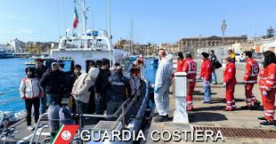 Sbarcati 19 migranti dall’Iran in guerra