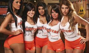 「フーターズ　usa」の画像検索結果