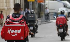 Novo sistema da Uber e mudanças no iFood motivam onda de paralisações de motoristas e entregadores
