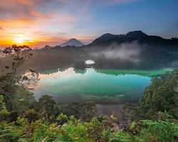 Gambar Telaga Warna Dieng