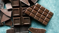 Traces of narcotic substance in chocolate eaten by four-year-old boy at school; family lodges complaint