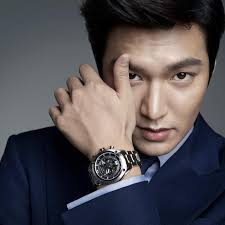 Hasil gambar untuk foto lee min ho