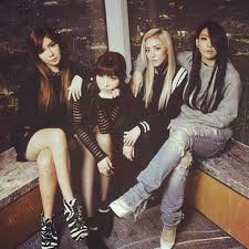 Lirik Lagu 2NE1 - Come Back Home
