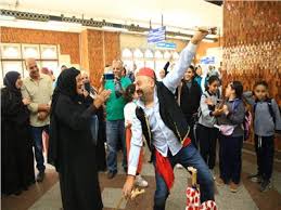 وزارتا النقل والثقافة تُبهران جمهور المترو بعروض فنية وإنسانية داخل محطة السيدة زينب