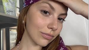 Com câncer, influenciadora Bruna Furlan desabafa sobre diagnóstico: ‘Escutem o corpo’