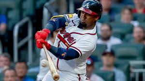 Braves frenan a Dodgers pese a dramático triple de Shohei Ohtani