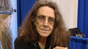 Peter Mayhew. Is this Peter Mayhew the Actor? Share your thoughts on this image? - peter-mayhew-332773389