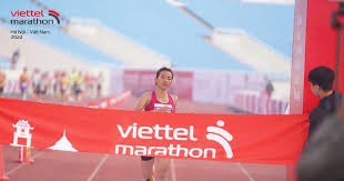 Nguyễn Thị Oanh phá sâu kỷ lục quốc gia tại Giải Viettel Marathon Việt Nam 2024