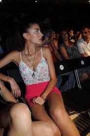 türk ünlü manken frikik ile ilgili görsel sonucu