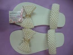 Resultado de imagem para havaianas com perola