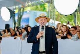 A estratégia de Lula para que novo tarifaço não o prejudique junto ao eleitorado