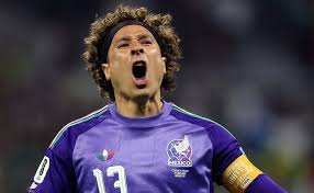 ¿Por qué Memo Ochoa no ataja en el partido de México vs. Ecuador por los 16avos del Mundial 2026?